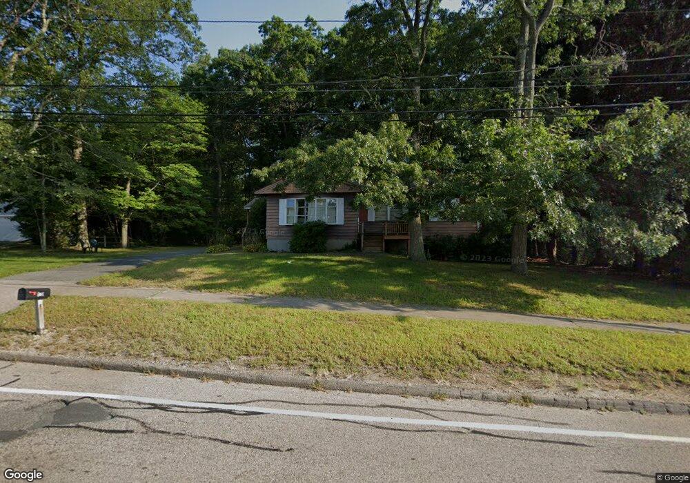 129 Blackstone St, Bellingham, MA 02019 - photo 1