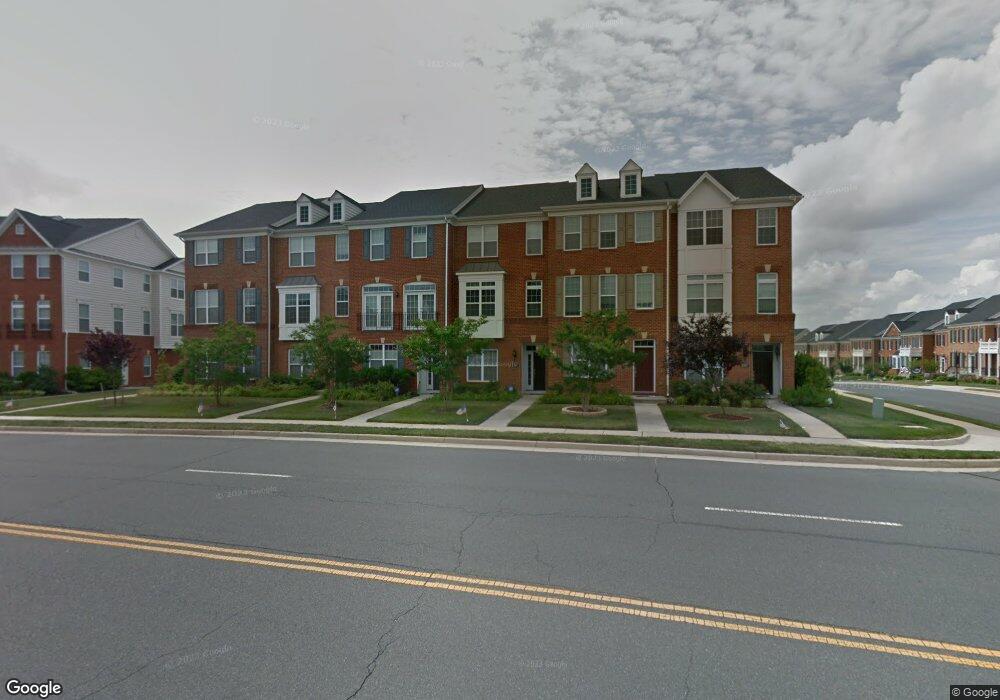 43171 Loudoun Reserve Dr, Ashburn, VA 20148 - photo 1