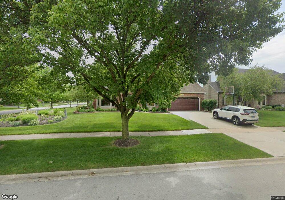 2104 Wicklow Rd, Naperville, IL 60564 - photo 1