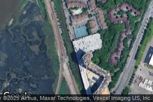 1425 Harmon Cove Tower, Secaucus, NJ 07094