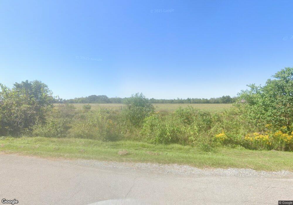 201 Lake Dr, Raceland, LA 70394 - photo 1