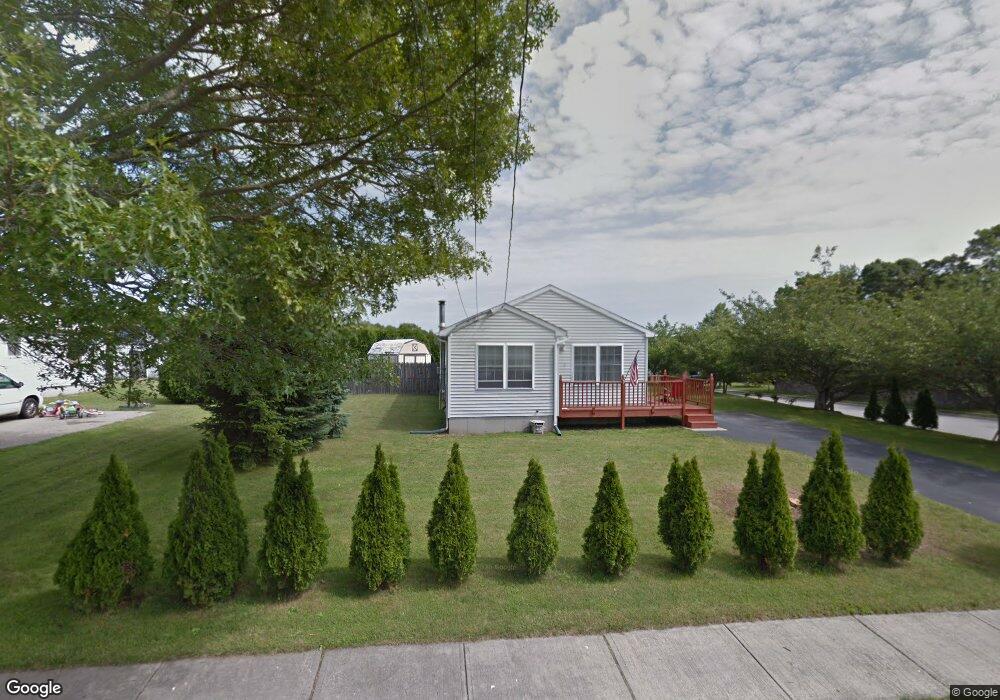 95 George Schaeffer St, Wakefield, RI 02879 - photo 1