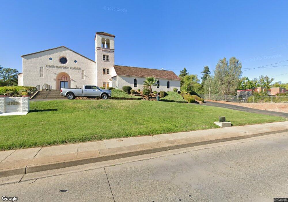 1203 Willis St, Redding, CA 96001 - photo 1