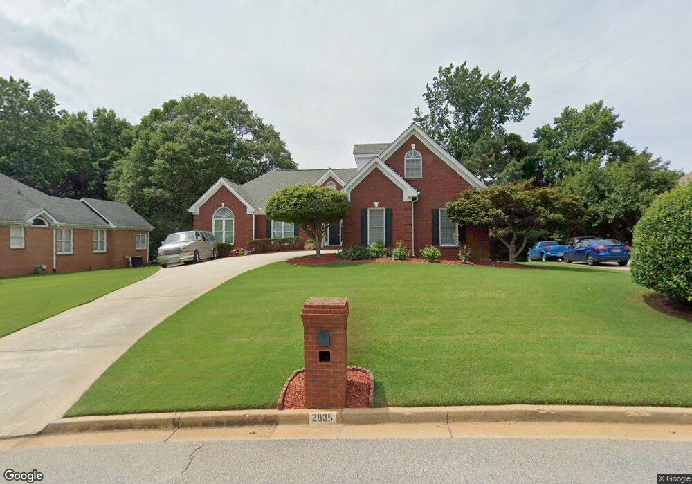 2935 Chesterfield Way SE unit 2/19B, Conyers, GA 30013 - photo 1