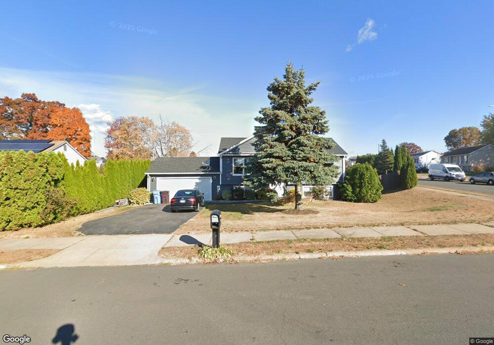 132 Skinner Dr, New Britain, CT 06053 - photo 1