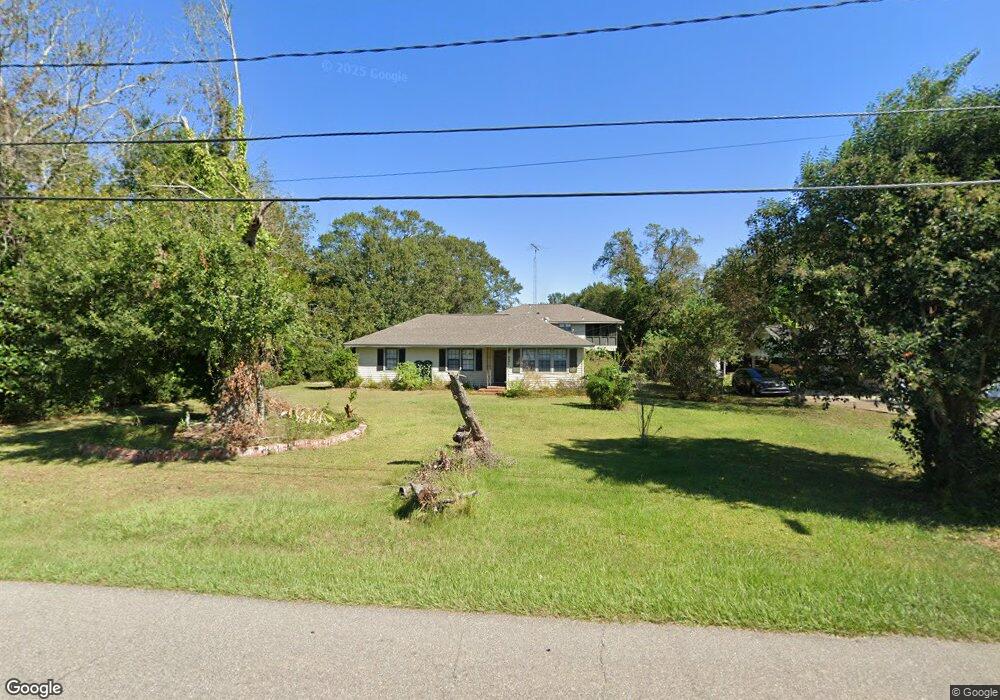 802 Third Ave, Picayune, MS 39466 - photo 1