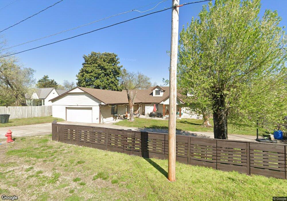 854 W Keetoowah St, Tahlequah, OK 74464 - photo 1