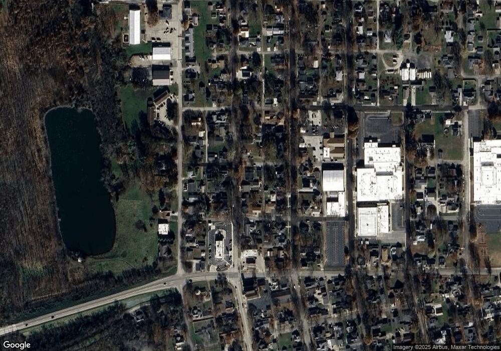 1022 3rd St, Covington, IN 47932 - photo 1