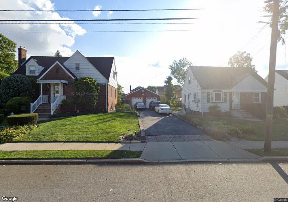 71 Grove Ave, Rochelle Park, NJ 07662 - photo 1