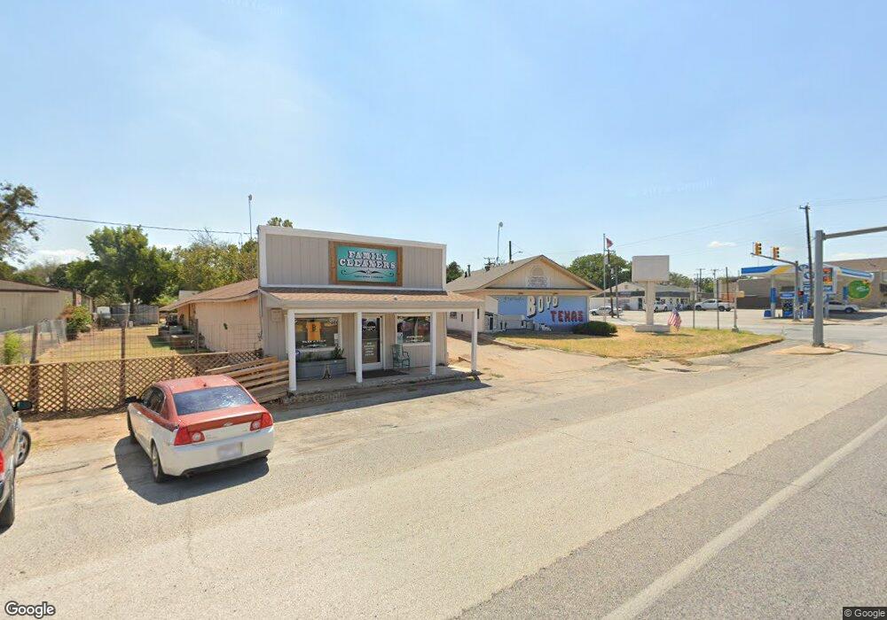 100 E Rock Island Ave, Boyd, TX 76023 - photo 1