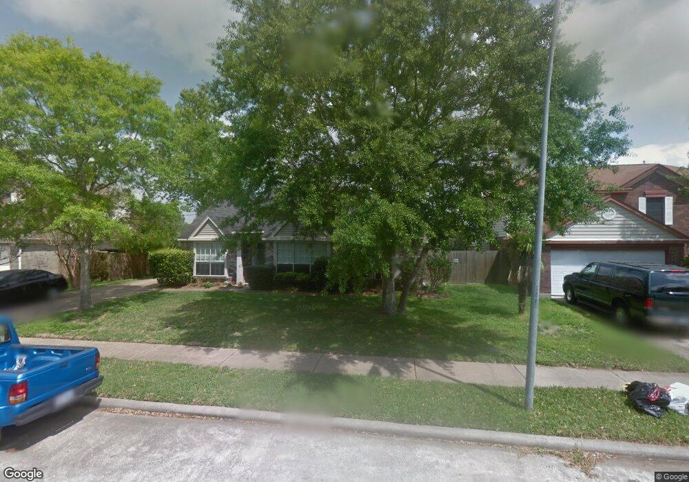 5105 Spring Circle Dr, Pearland, TX 77584 - photo 1