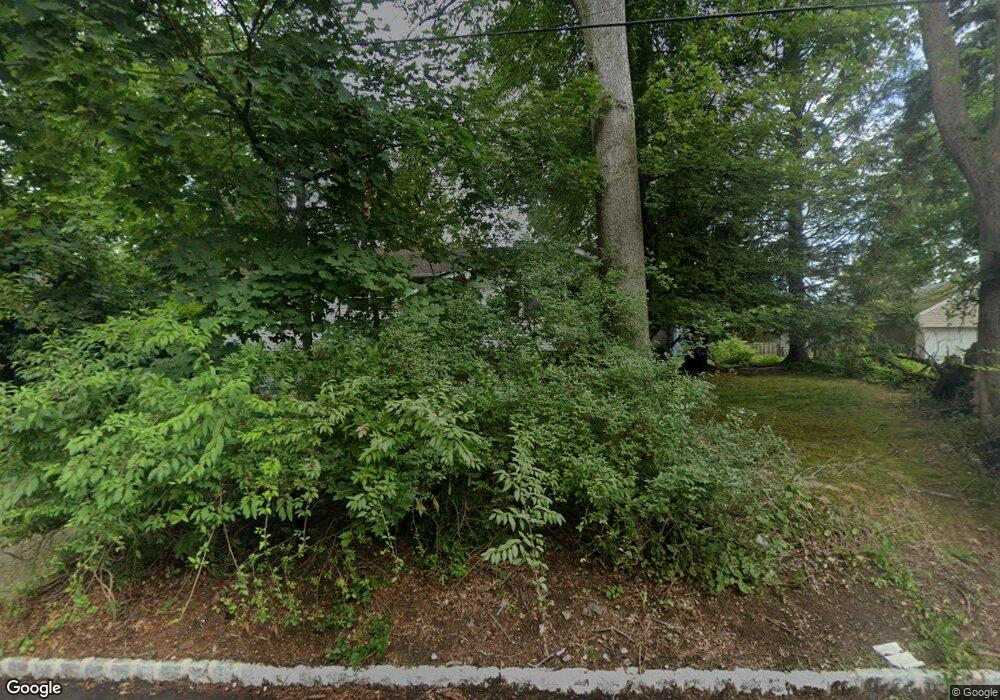 9 Demarest St, Norwood, NJ 07648 - photo 1