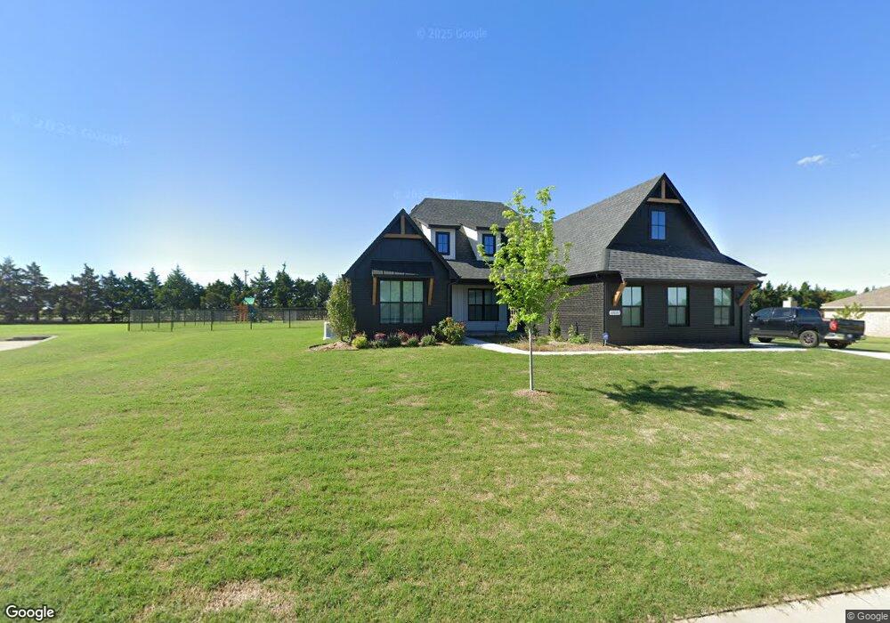 10021 Fox Lair Ln, Edmond, OK 73025 - photo 1