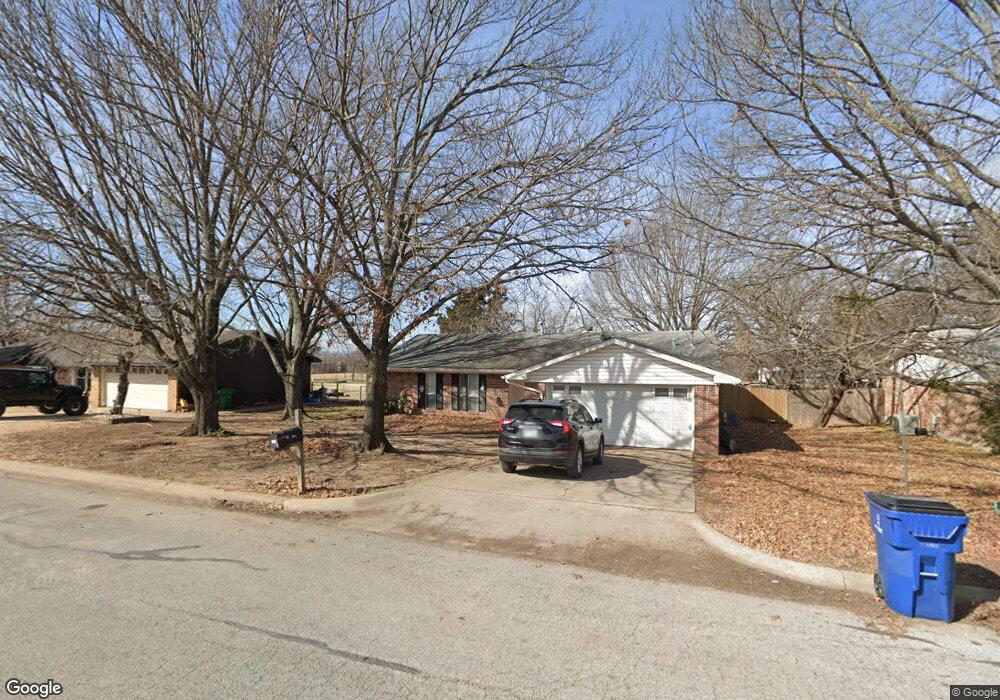 104 S Sendero Dr, Decatur, TX 76234 - photo 1