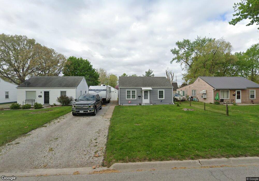1605 Broadway St, Lincoln, IL 62656 - photo 1