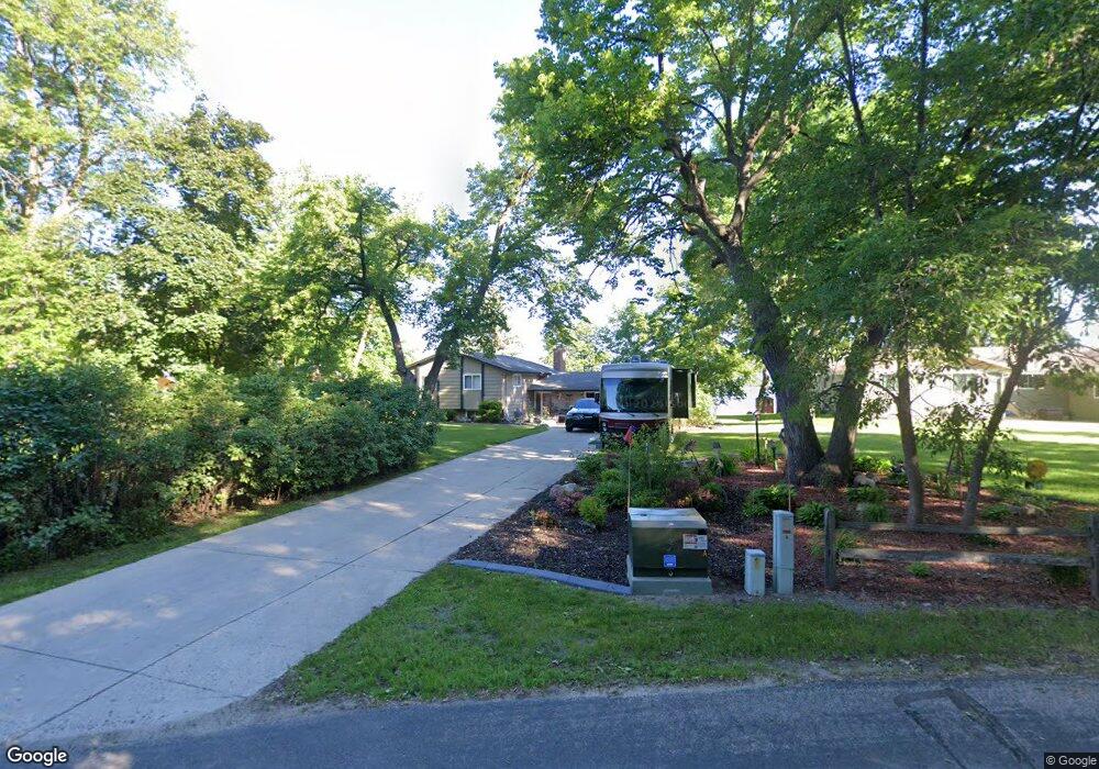 552 Hiawatha Cir NW, Alexandria, MN 56308 - photo 1