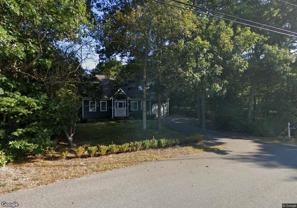 35 Tobey St, Mashpee, MA 2649 - photo 1