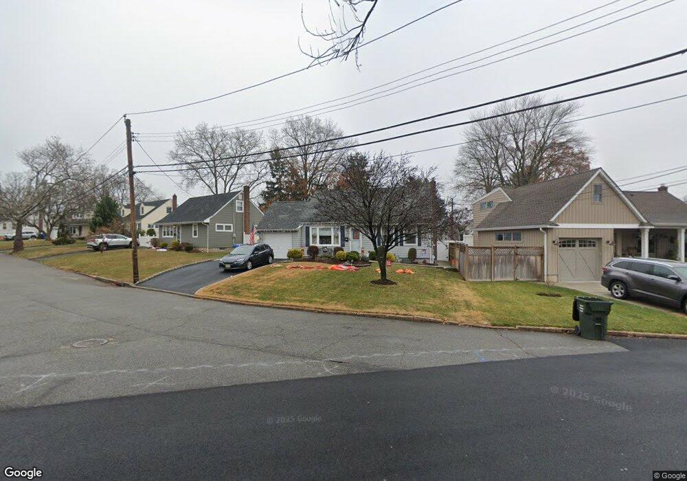 6 Tanglewood Ln, Colonia, NJ 07067 - photo 1