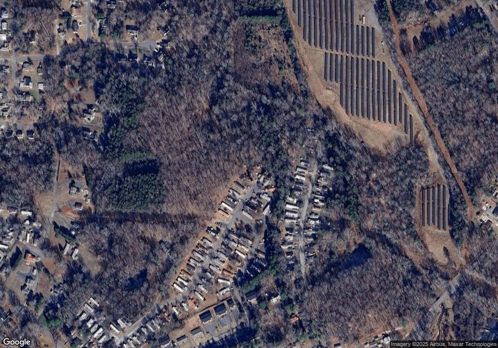 2075 Cedar Rd unit 25, Asheboro, NC 27203 - photo 1