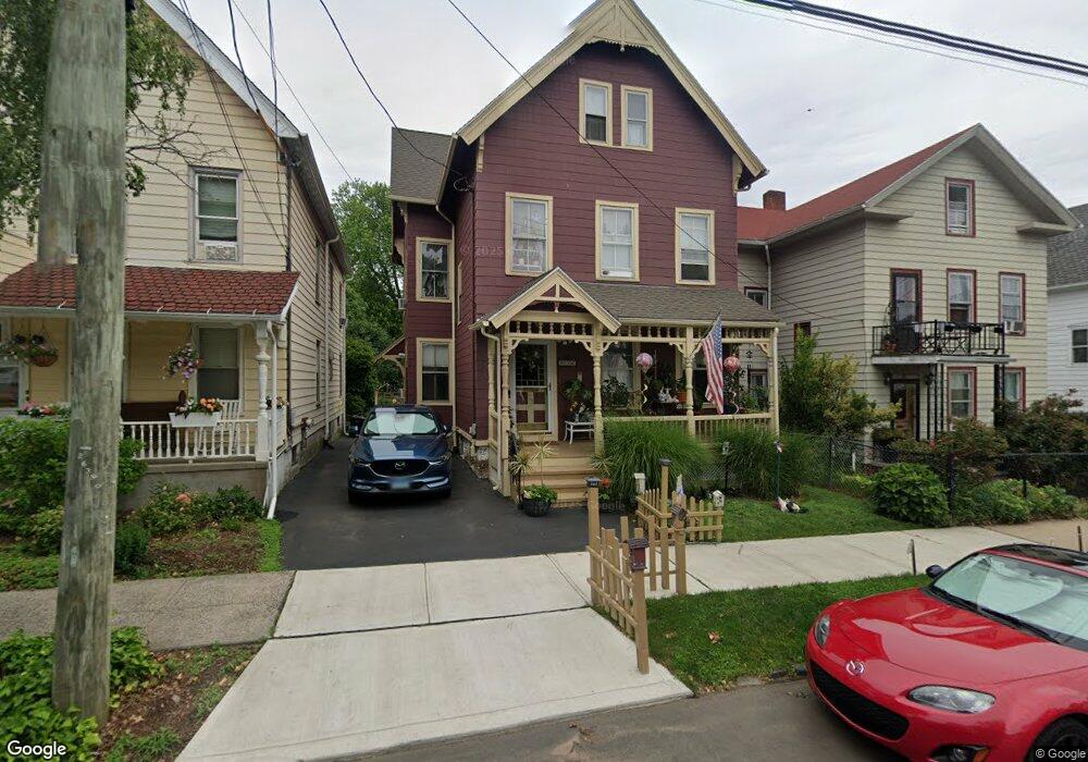 73 Sea St, New Haven, CT 06519 - photo 1