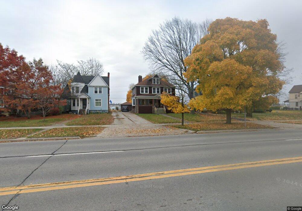 1810 Military St, Port Huron, MI 48060 - photo 1