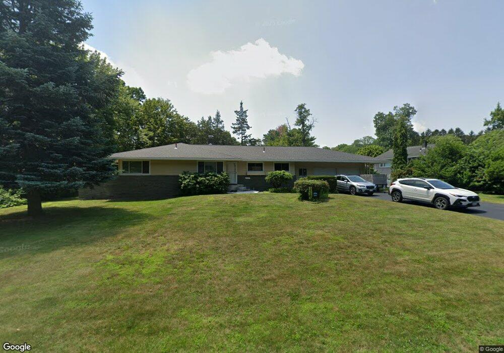 2504 Peters Ln, Schenectady, NY 12309 - photo 1