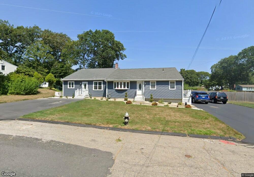 70 Maplewood Cir, Brockton, MA 02302 - photo 1