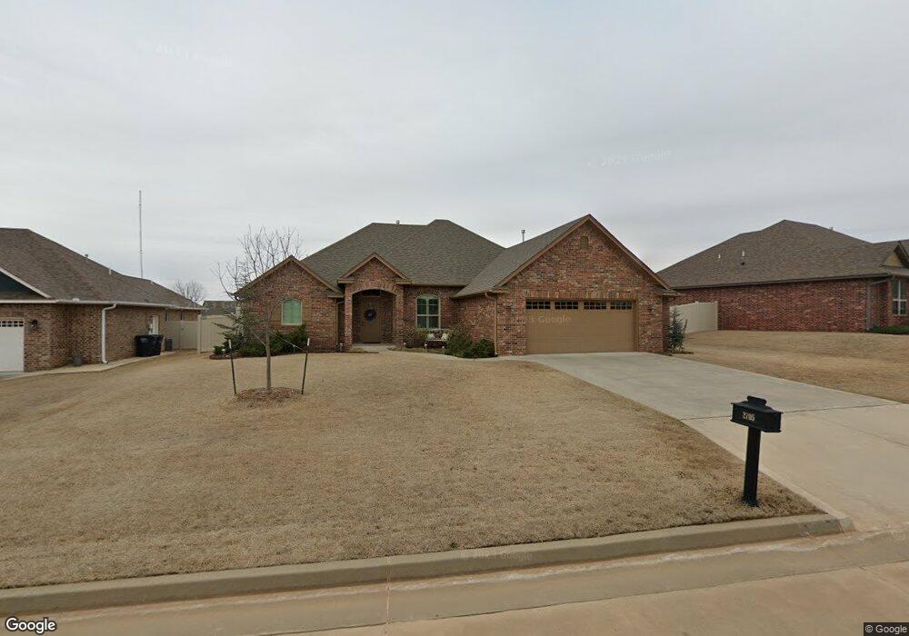 2705 Somerset Dr, Shawnee, OK 74804 - photo 1