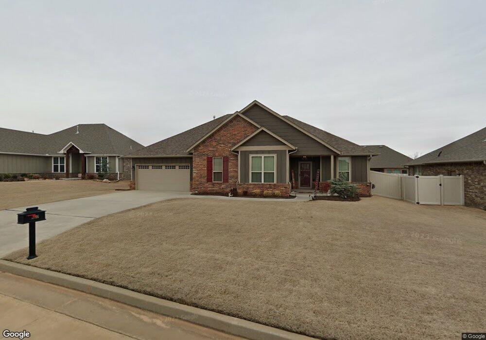 2706 Somerset Dr, Shawnee, OK 74804 - photo 1