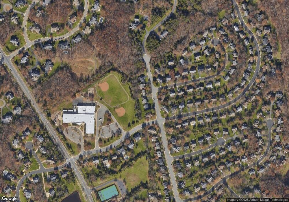 6154 Ridgemont Dr, Centreville, VA 20120 - photo 1