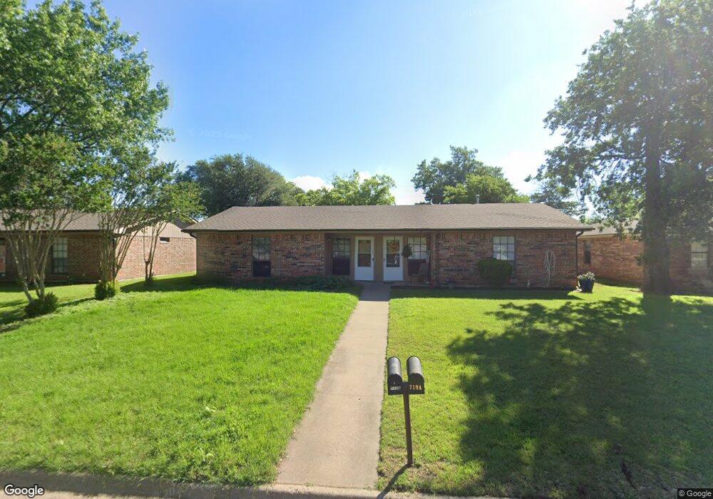 710 Mcanear St, Cleburne, TX 76033 - photo 1