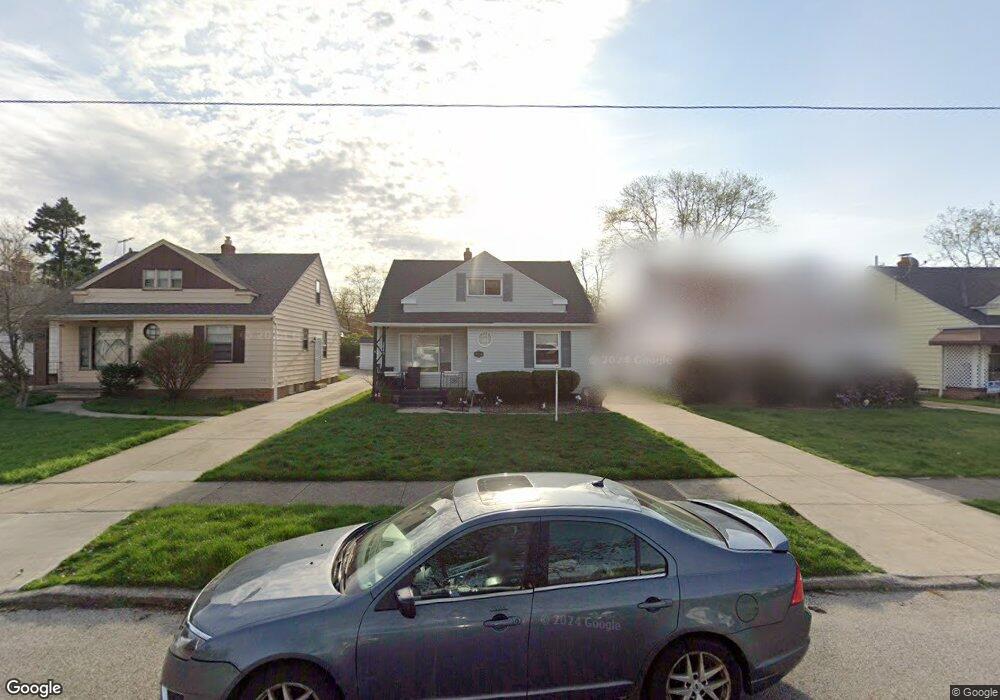 5049 Philip Ave, Maple Heights, OH 44137 - photo 1