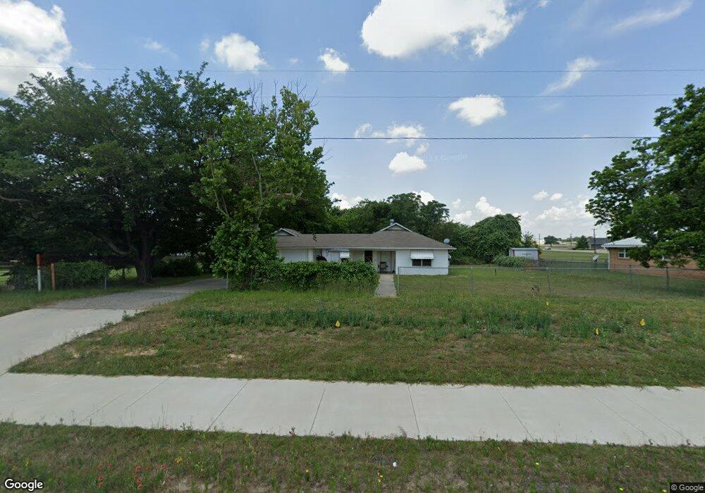905 N Main St, Springtown, TX 76082 - photo 1