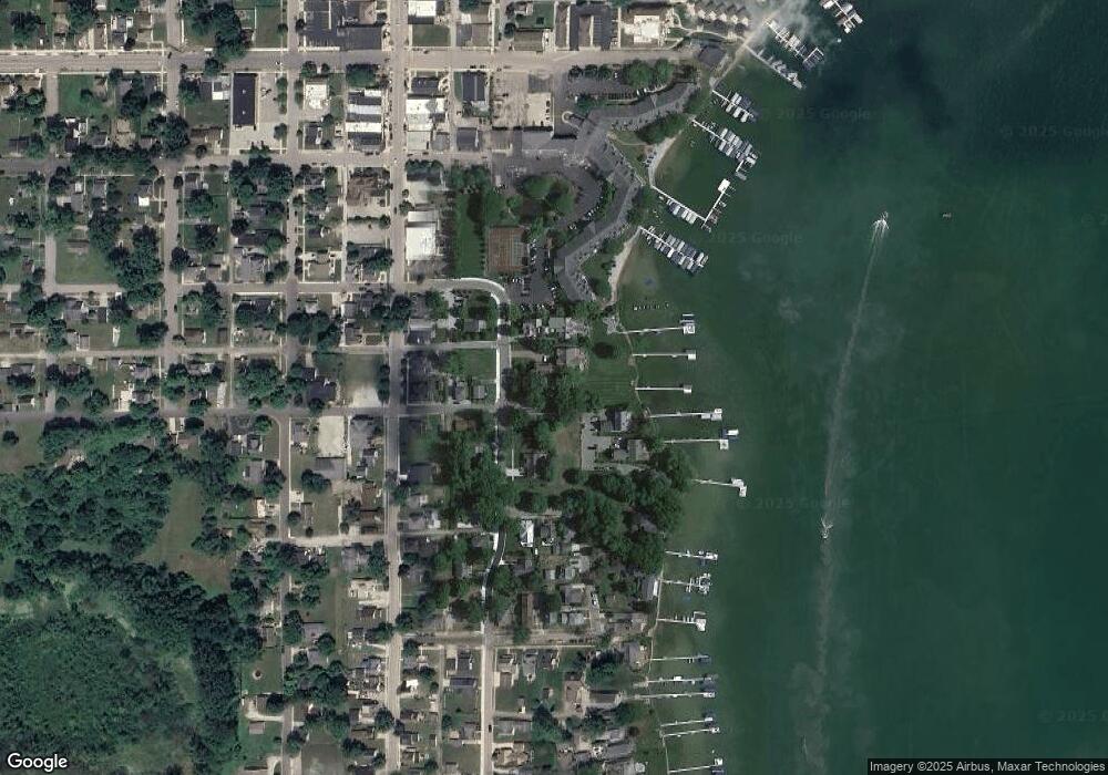 206 E Mill St, Culver, IN 46511 - photo 1