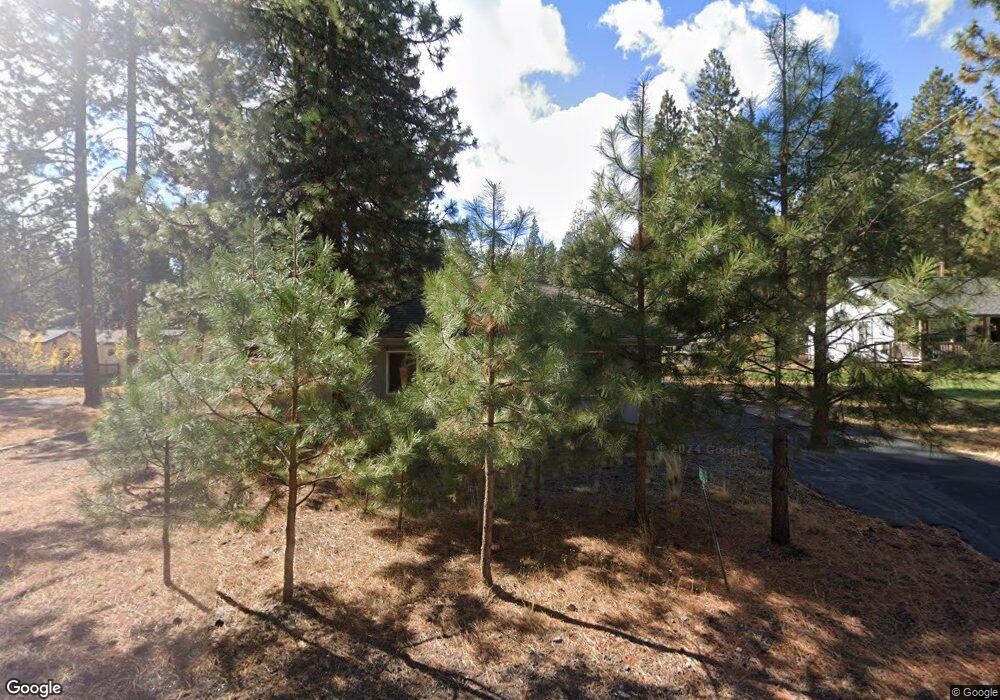 19135 Kiowa Rd, Bend, OR 97702 - photo 1