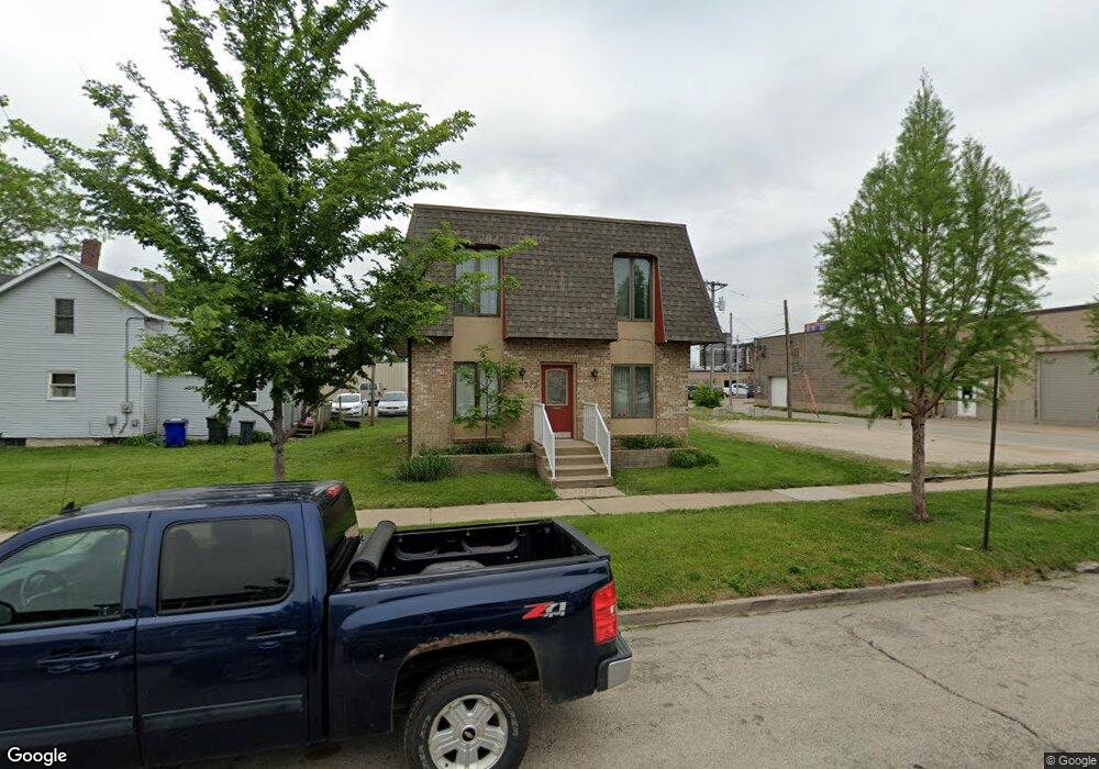 322 2nd St SW, Cedar Rapids, IA 52404 - photo 1