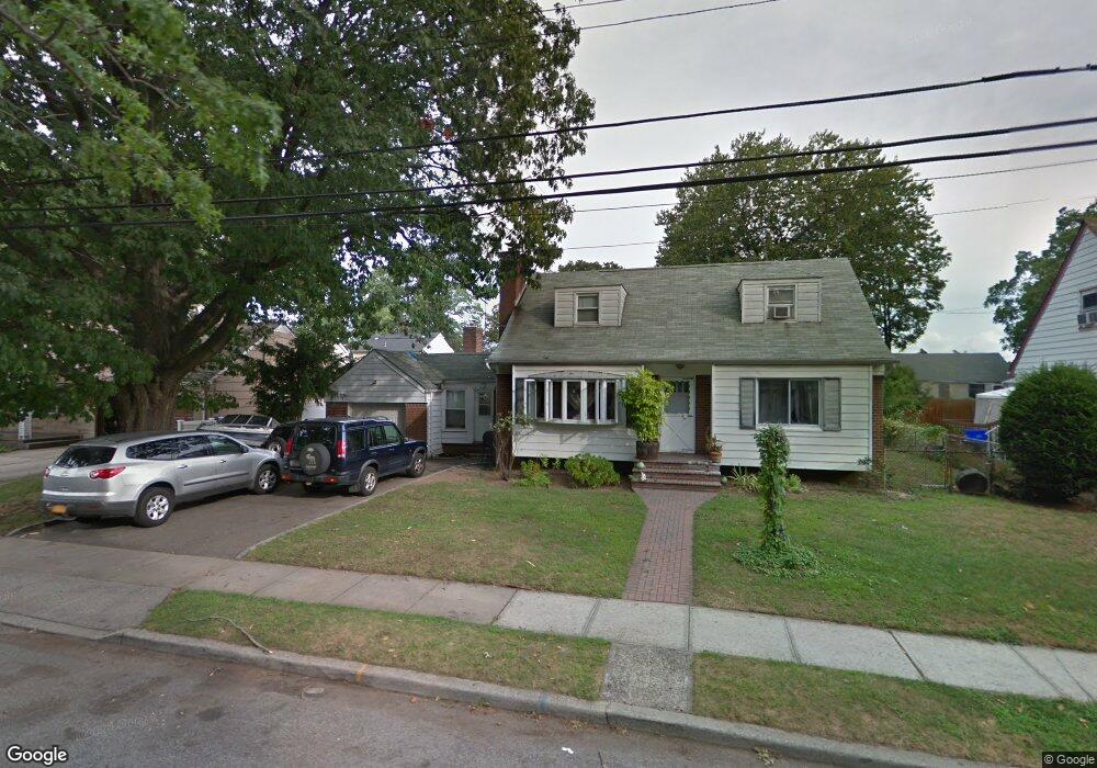 26 W Raymond Ave, Roosevelt, NY 11575 - photo 1