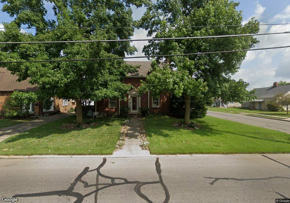 834 22nd St, Columbus, IN 47201 - photo 1