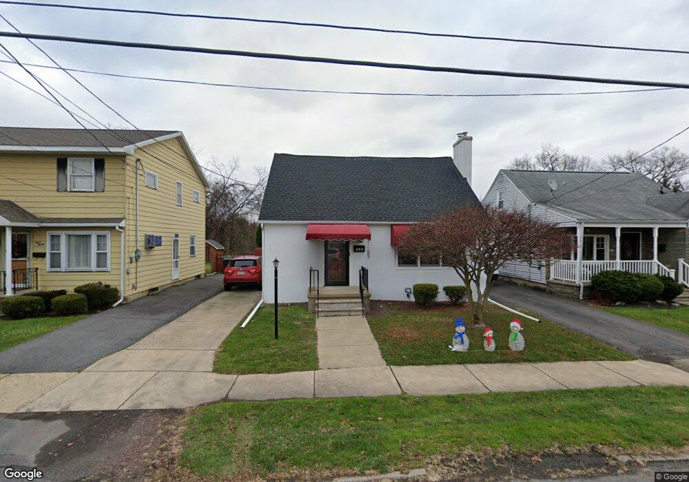 432 Washington Ave, Wyoming, PA 18644 - photo 1