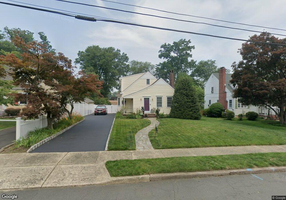 527 Maple Ave, Ewing, NJ 08618 - photo 1