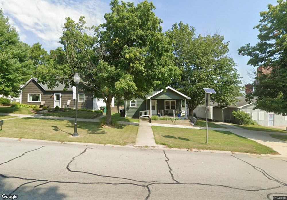 229 E Michigan St, New Carlisle, IN 46552 - photo 1