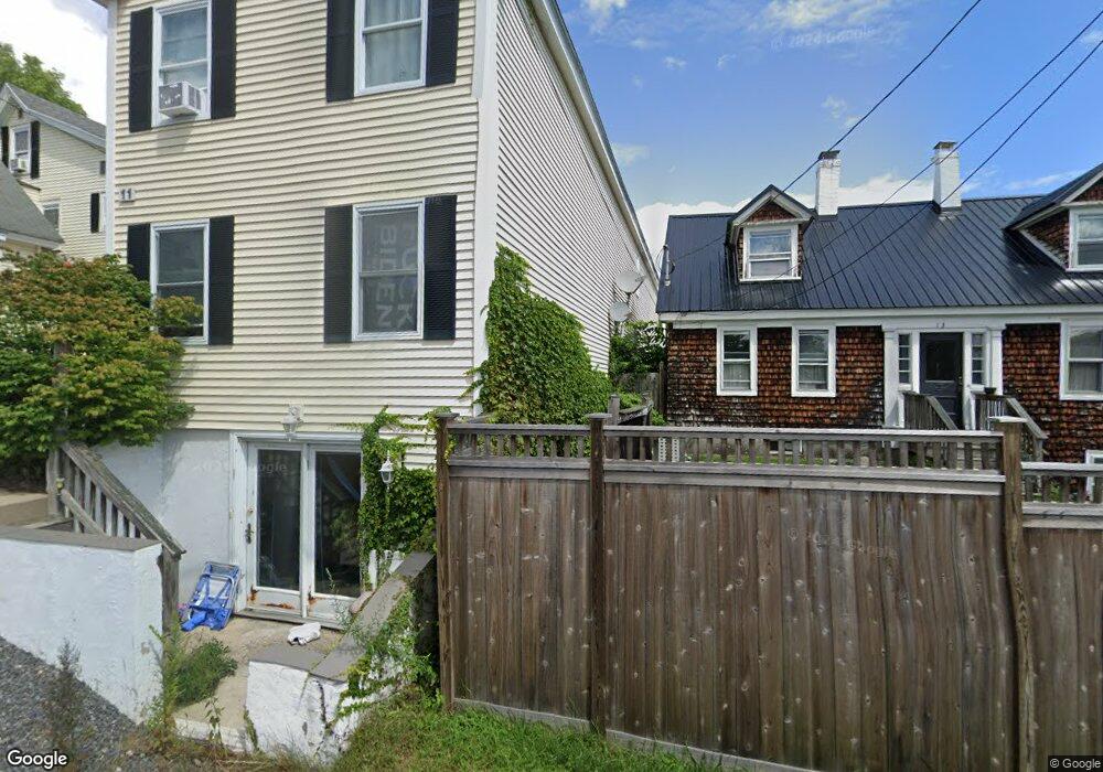11 Bay Rd unit 1, Newmarket, NH 03857 - photo 1