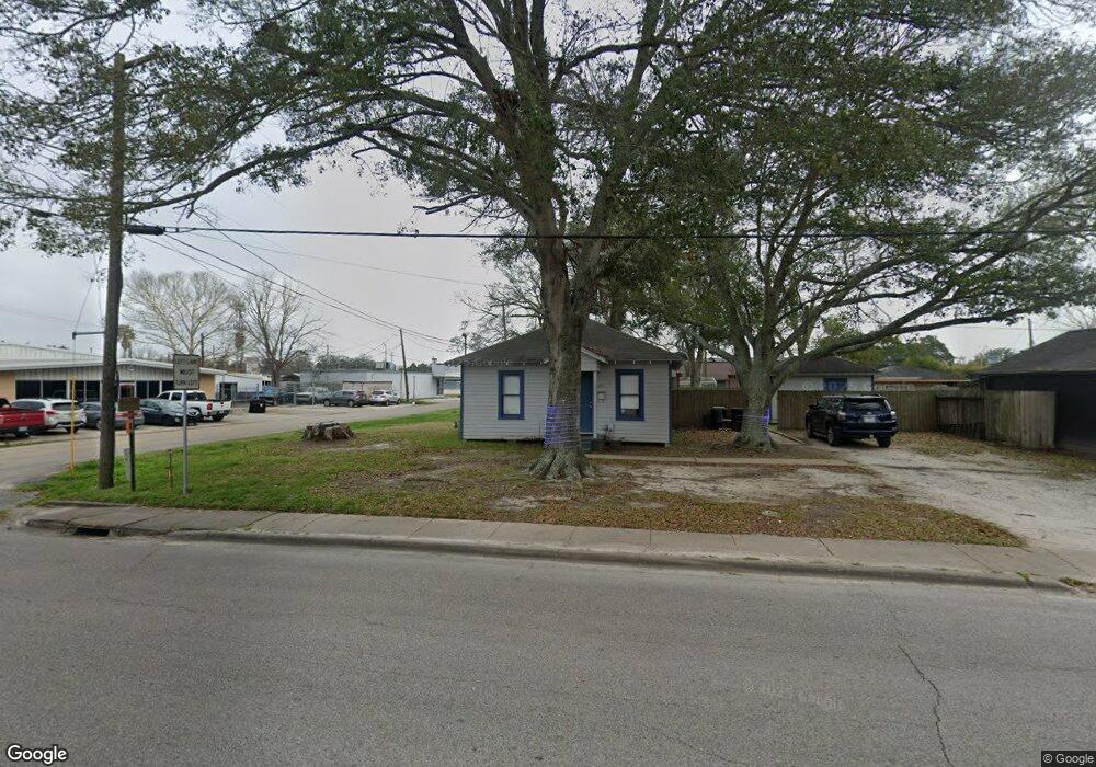 201 W House St, Alvin, TX 77511 - photo 1