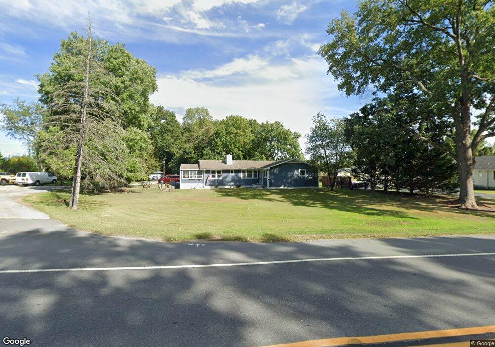 716 Salem Church Rd, Newark, DE 19702 - photo 1