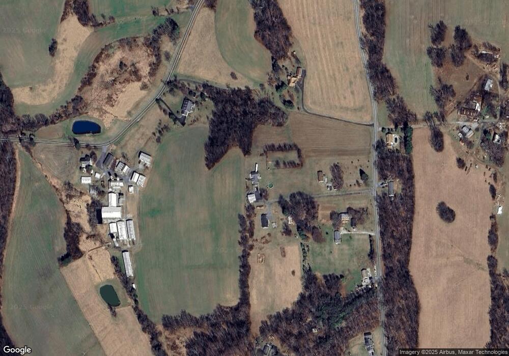 11814 Houck Rd, Union Bridge, MD 21791 - photo 1