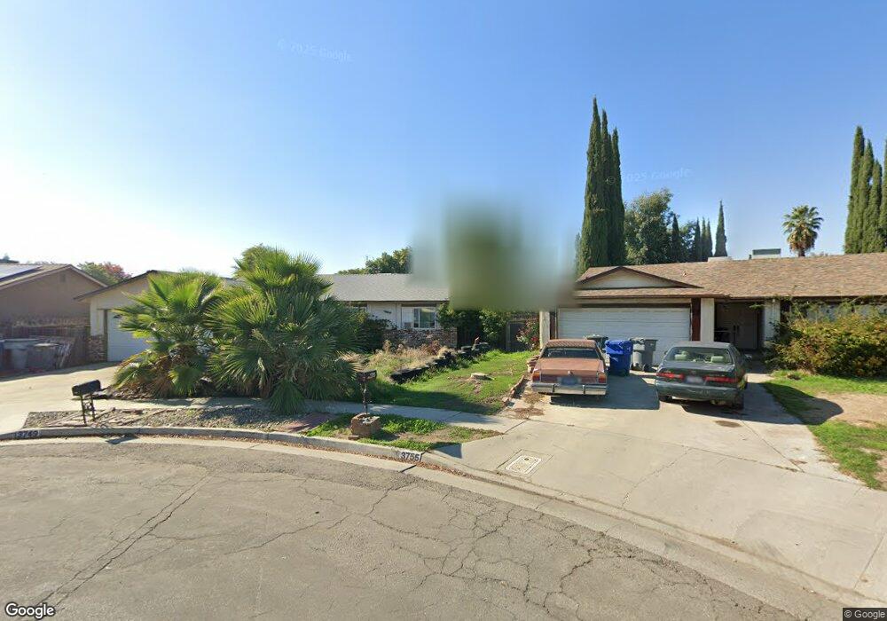 3749 N Purdue Ave, Fresno, CA 93727 - photo 1