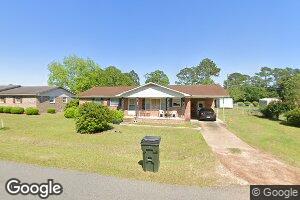 926 Peacock Dr, Ashburn, GA 31714