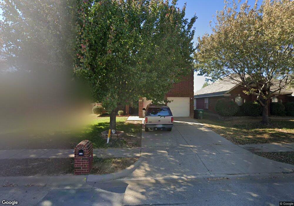 7200 Sunburst Trail, Denton, TX 76210 - photo 1