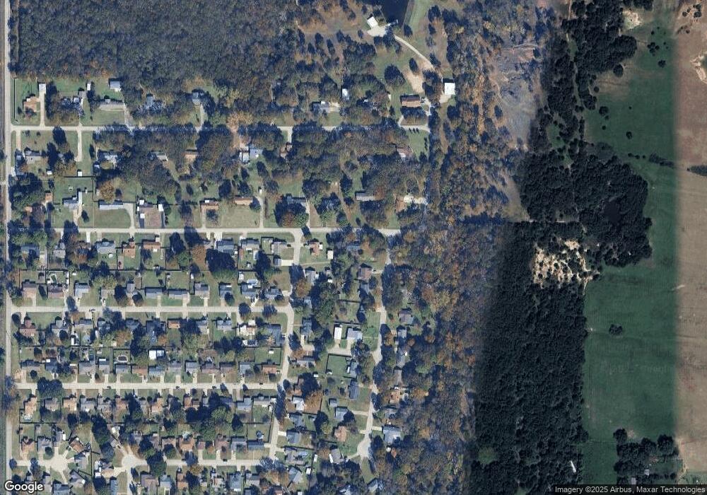 419 Eastwood Cir, Ardmore, OK 73401 - photo 1