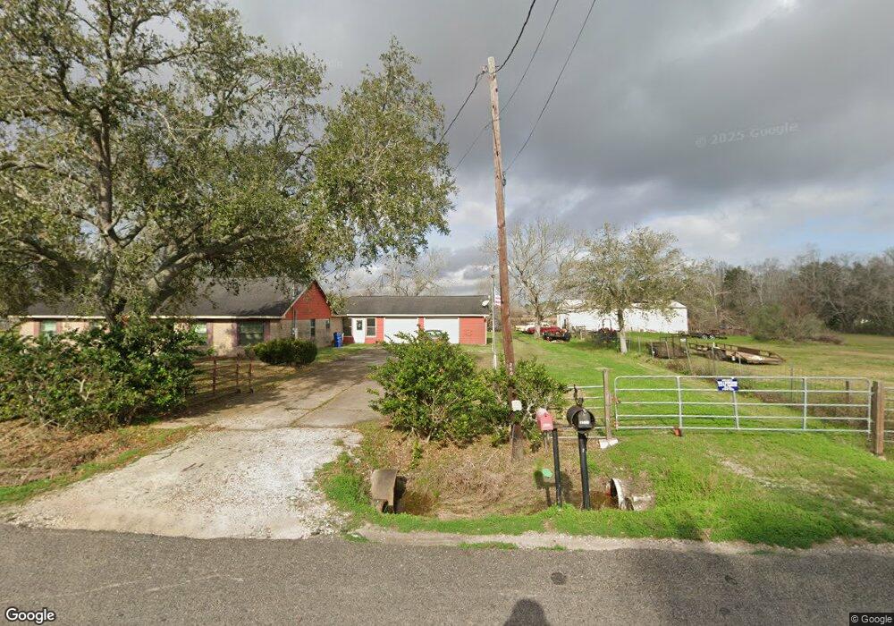 2574 County Road 180, Alvin, TX 77511 - photo 1